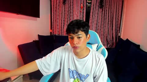 Snapshot of franco_rizzo01 chatting on January 10, 12:27 am frank online show from January 10, 12:27 am