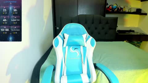 Snapshot of franco_rizzo01 chatting on December 8, 10:57 pm frank online show from December 8, 10:57 pm