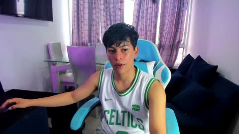 Snapshot of franco_rizzo01 chatting on January 25, 9:25 pm frank online show from January 25, 9:25 pm