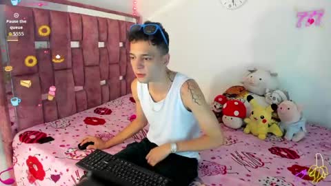 Franco taylor online show from May 18, 2:54 am