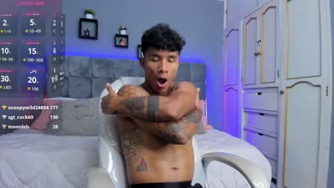 frank98_ online show from September 12, 2:35 am