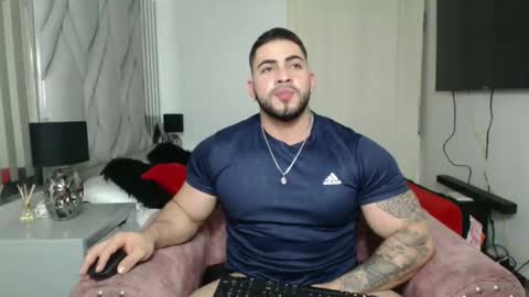 frank_foxx1 online show from October 27, 2:44 am