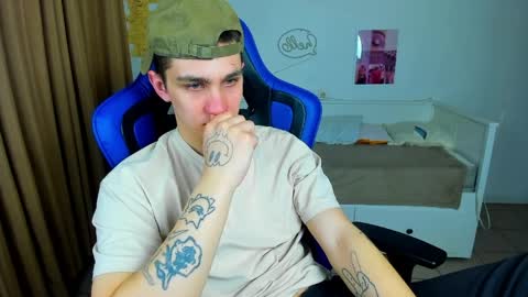 Frank online show from April 2, 5:04 am