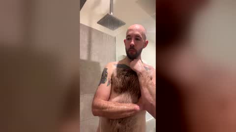 frank_perry2332 online show from April 25, 12:18 pm