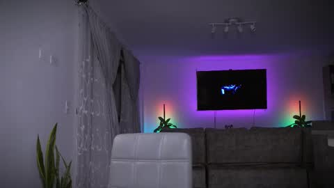 Frank Farrell. Hey remember to give me a thumbs up Ty online show from March 4, 11:46 pm