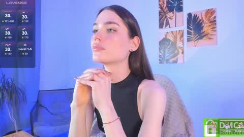Snapshot of frankie_reese chatting on January 10, 5:24 pm Frankie online show from January 10, 5:24 pm