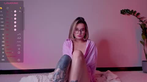 Frann online show from November 8, 5:27 pm