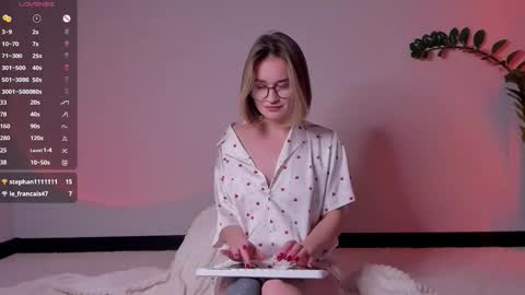 Frann online show from December 2, 7:01 pm