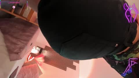 Fransheska online show from October 17, 1:04 pm