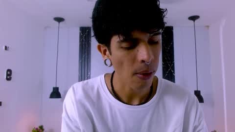 Franvill trato online show from January 9, 8:14 pm