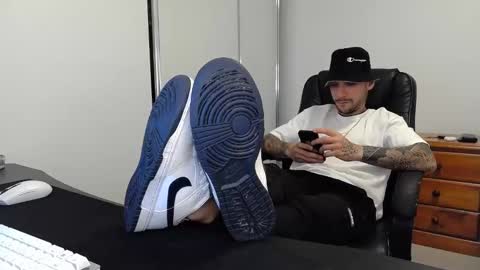 Fraser online show from February 24, 12:59 pm