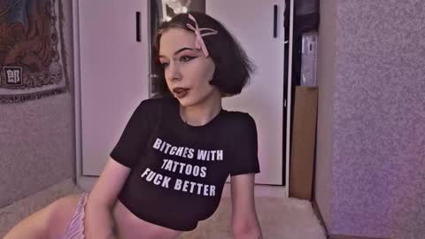 mistress Bastet and  mintcola online show from October 21, 9:07 pm