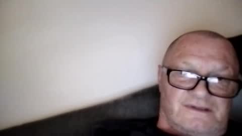 Wolfi online show from March 12, 7:02 am