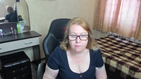 Snapshot of fraumartha chatting on February 14, 8:21 am FrauMartha online show from February 14, 8:21 am