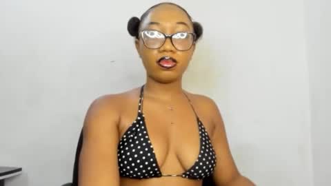 Freaky ebonygirl online show from October 21, 6:18 am