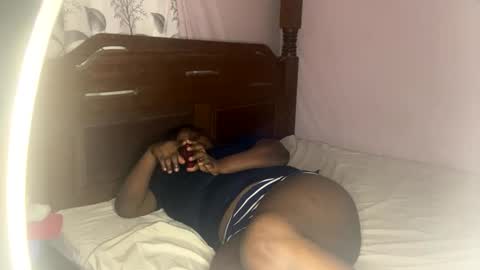 Cina online show from November 10, 7:05 pm