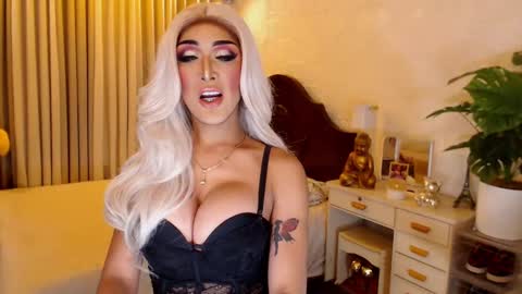 Snapshot of freakymariaxxxx chatting on January 23, 12:04 am Maria online show from January 23, 12:04 am