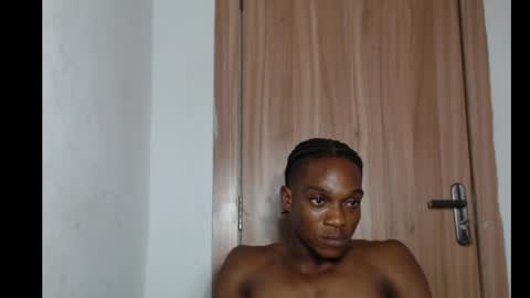 freakyslut30 online show from March 5, 1:42 am