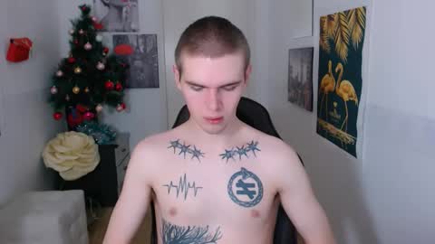 fredd_xanderrs online show from December 11, 2:30 am