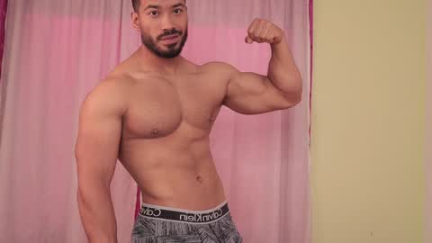 FredSeXXX online show from February 5, 1:22 pm