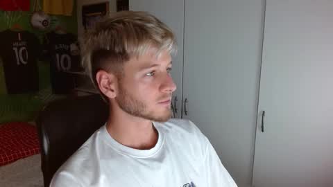 Snapshot of freddy_star chatting on September 15, 12:28 pm Frederick Perin online show from September 15, 12:28 pm