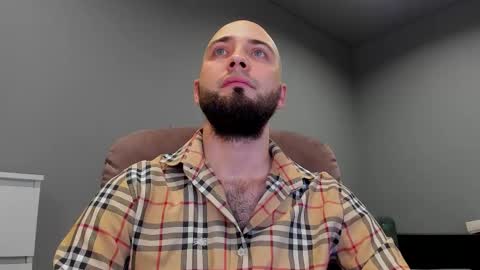 Andrew online show from October 16, 7:24 pm