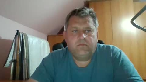 freeboy80180 online show from October 28, 5:47 pm