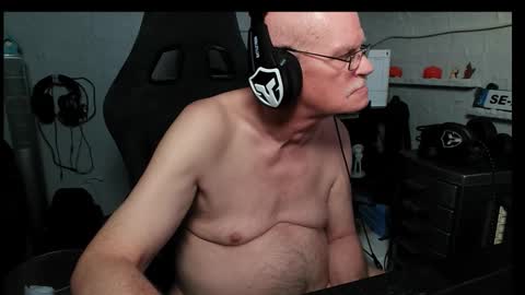 freecamdick online show from November 2, 11:54 am