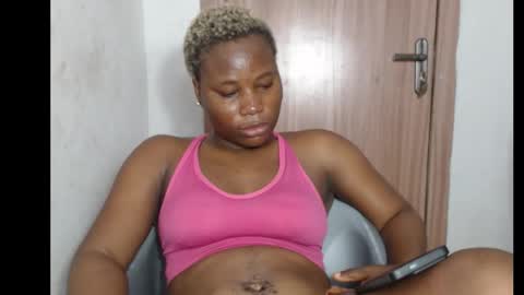 frekkymorelle online show from October 19, 5:56 am