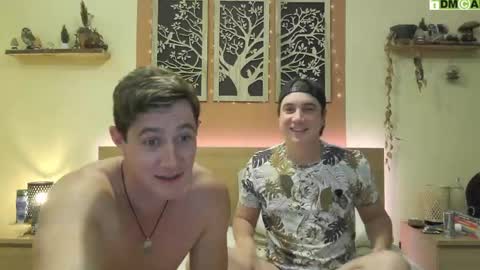 French Horny Bibs online show from October 7, 7:32 pm