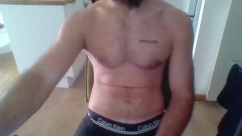 frenchlove8383 online show from September 19, 9:46 am