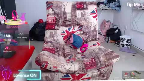 Snapshot of freshlantiyouxx chatting on September 18, 2:54 pm Damaris online show from September 18, 2:54 pm