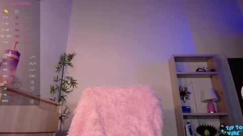 Snapshot of fresita44 chatting on December 29, 11:50 pm see u 500 pm hora col online show from December 29, 11:50 pm