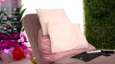 freyaheart online show from February 11, 8:29 am