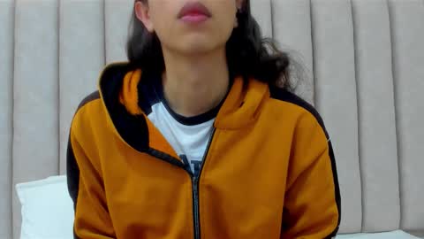 FREYA online show from December 22, 2:02 pm