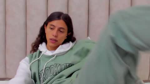 FREYA online show from October 17, 8:24 pm