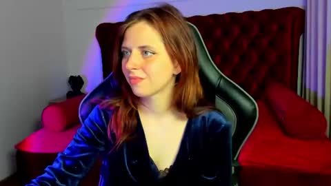 FreyaVeys online show from June 18, 9:14 am