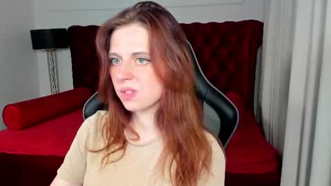 FreyaVeys online show from June 25, 5:23 am