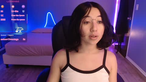 Snapshot of frida_lassi_ chatting on January 28, 12:22 pm frida_lassi_ online show from January 28, 12:22 pm