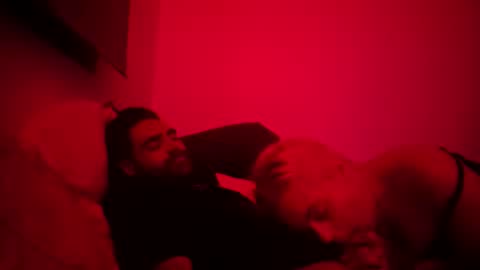 friedbillygoat_ online show from November 12, 1:02 pm