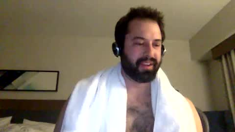 Snapshot of friskyfun123 chatting on February 26, 2:19 am friskyfun123 online show from February 26, 2:19 am