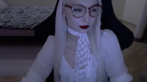 Lilith online show from June 22, 9:00 pm