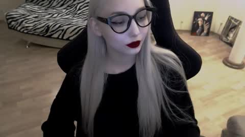 Lilith online show from October 14, 4:32 pm