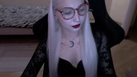 Lilith online show from June 24, 8:49 pm