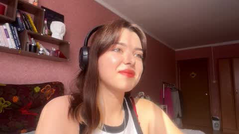 Emily online show from September 14, 7:10 am