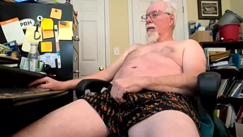 Snapshot of frostygoat chatting on February 25, 1:43 pm frostygoat online show from February 25, 1:43 pm