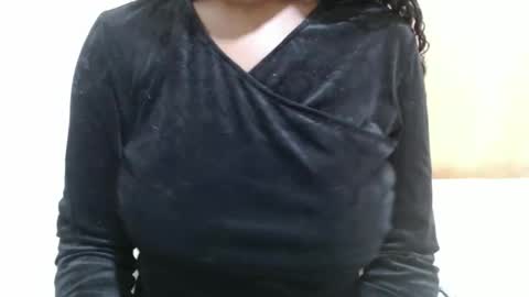 fruity28 online show from November 16, 6:59 am