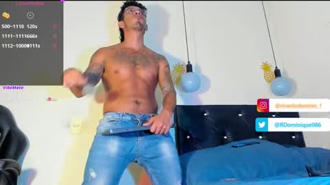 Snapshot of fuck_hardlove chatting on January 13, 6:27 am Ricardodominic 1 MODELO INDEPENDIENTE online show from January 13, 6:27 am