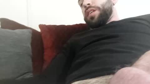 fuckerass122 online show from February 5, 10:33 pm