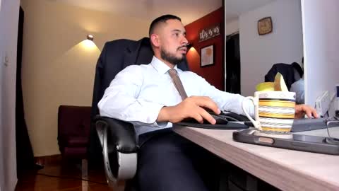 SERGIO THE SEX LAWYER online show from April 11, 7:45 am
